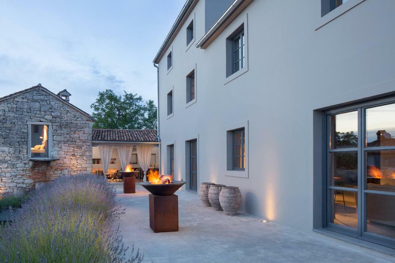 Br Villas By Rent Istria Radetici Bagian luar foto