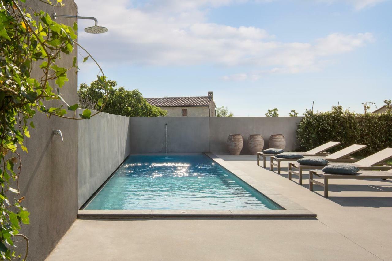 Br Villas By Rent Istria Radetici Bagian luar foto